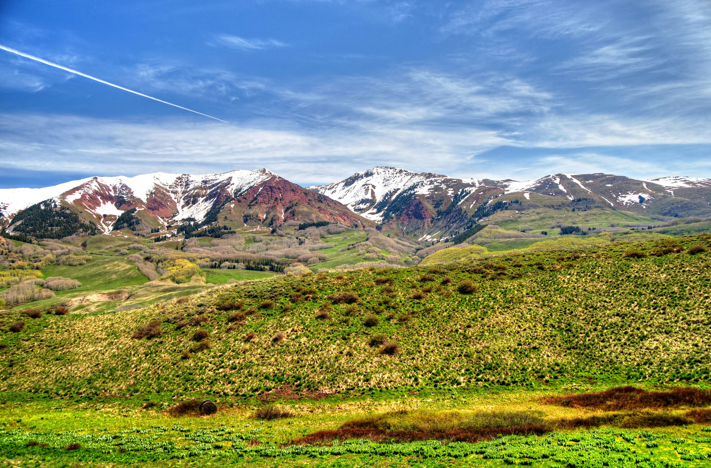 Scenic view of Mount Crested Butte, CO